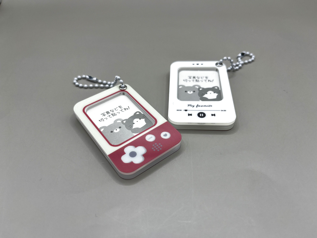 セリア フォトキーホルダー ゲーム　ミュージック