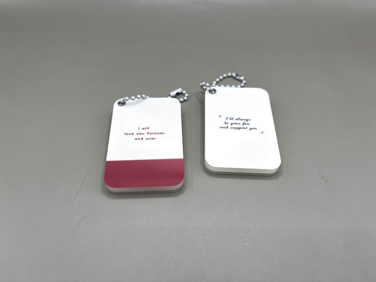 セリア フォトキーホルダー ゲーム　ミュージック