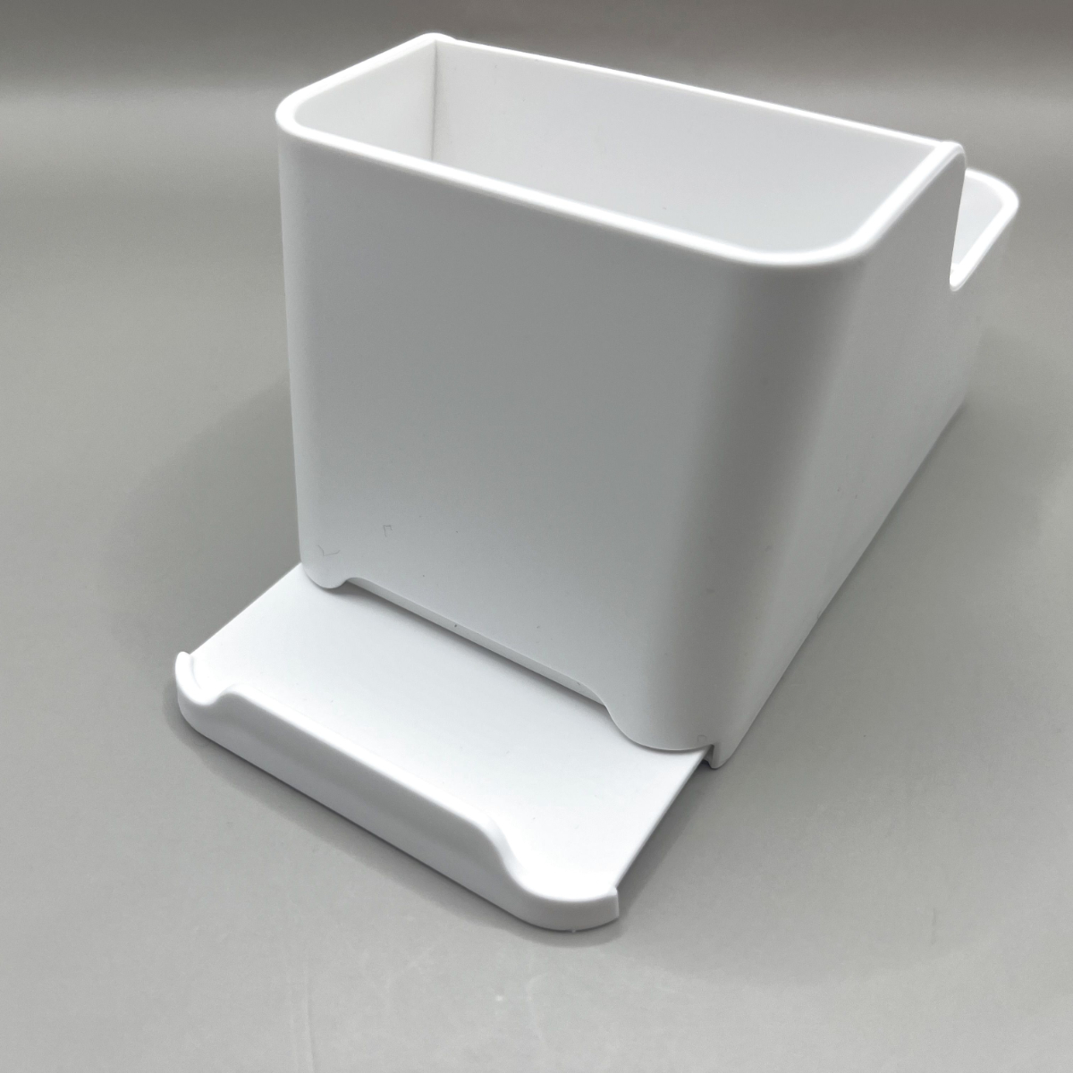 キャンドゥ スマホスタンド付きデスク小物入れ