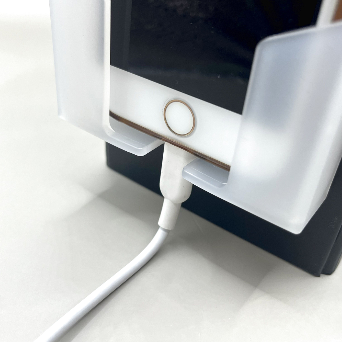 ダイソー ファイルボックス用 スマホスタンド