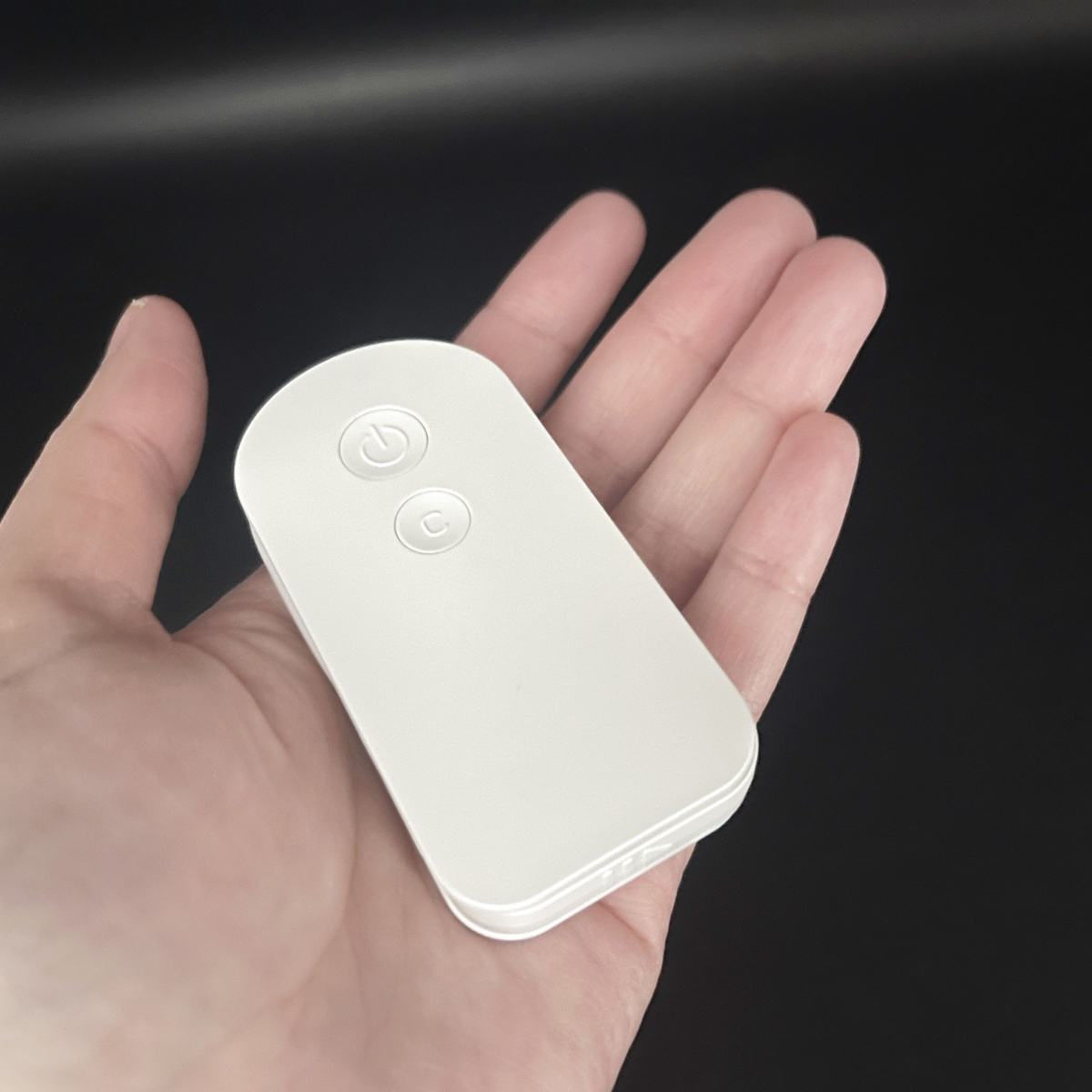 3coins ブックライト 手のひらサイズ