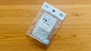 セリア 両面吸盤ピタッと吸着シート